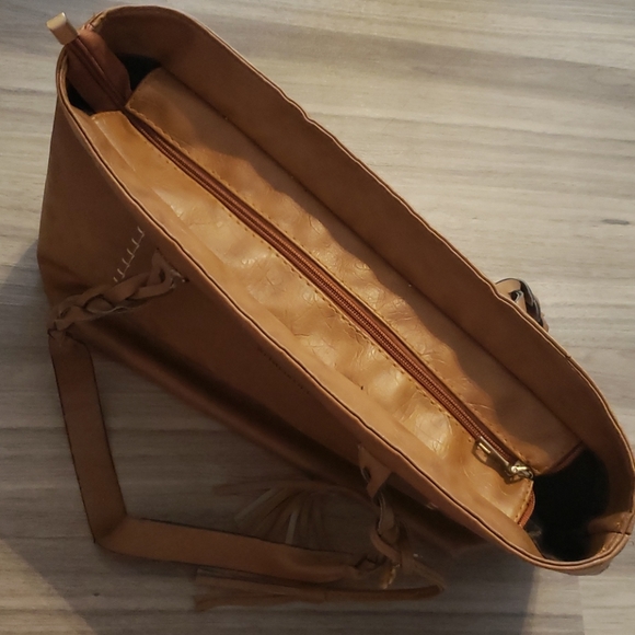 🎉3/$40🎉Caramel brown purse - Picture 3 of 7